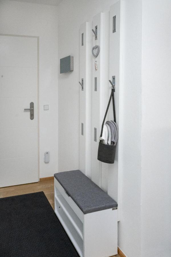Zwischen See & Zentrum / Messe. Arbeitsplatz, Tg クラーゲンフルト エクステリア 写真