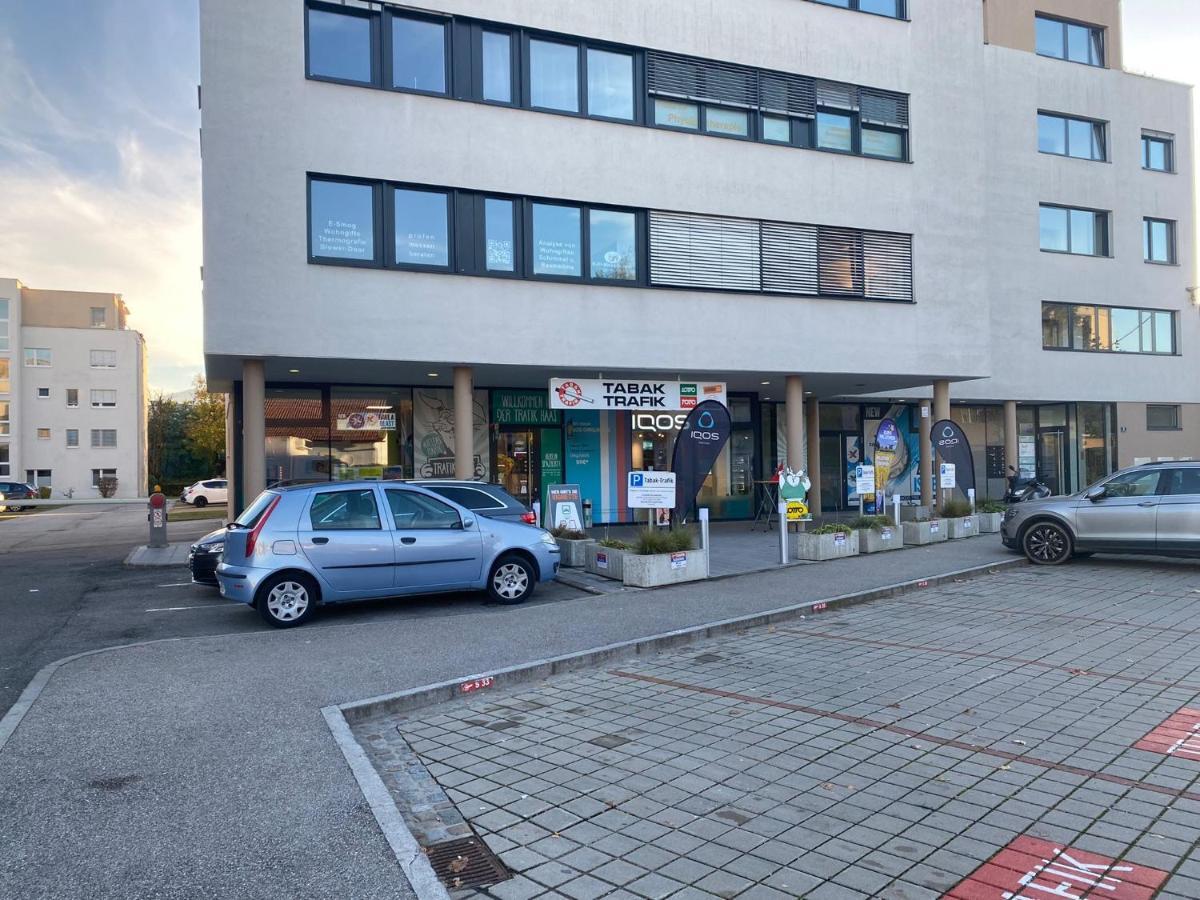 Zwischen See & Zentrum / Messe. Arbeitsplatz, Tg クラーゲンフルト エクステリア 写真